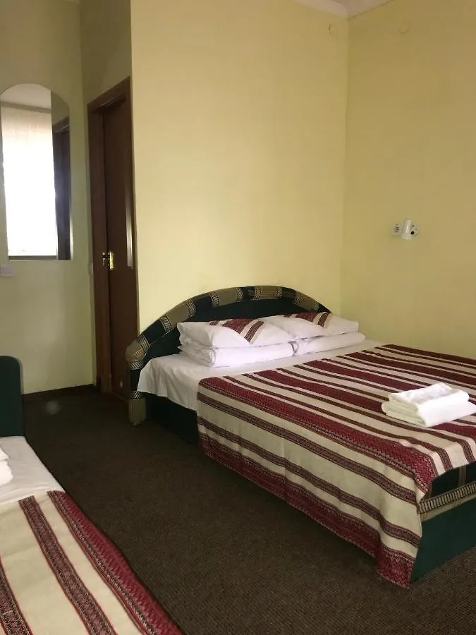 Hotel 18 Lviv 0*,